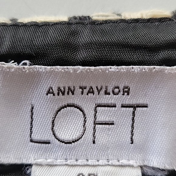 LOFT Wool Blend Black & Cream Hounds Tooth Skirt Size 8P - Picture 5 of 8